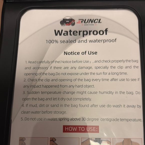 RUNCL Waterproof Phone Case - Black - Picture 3 of 6